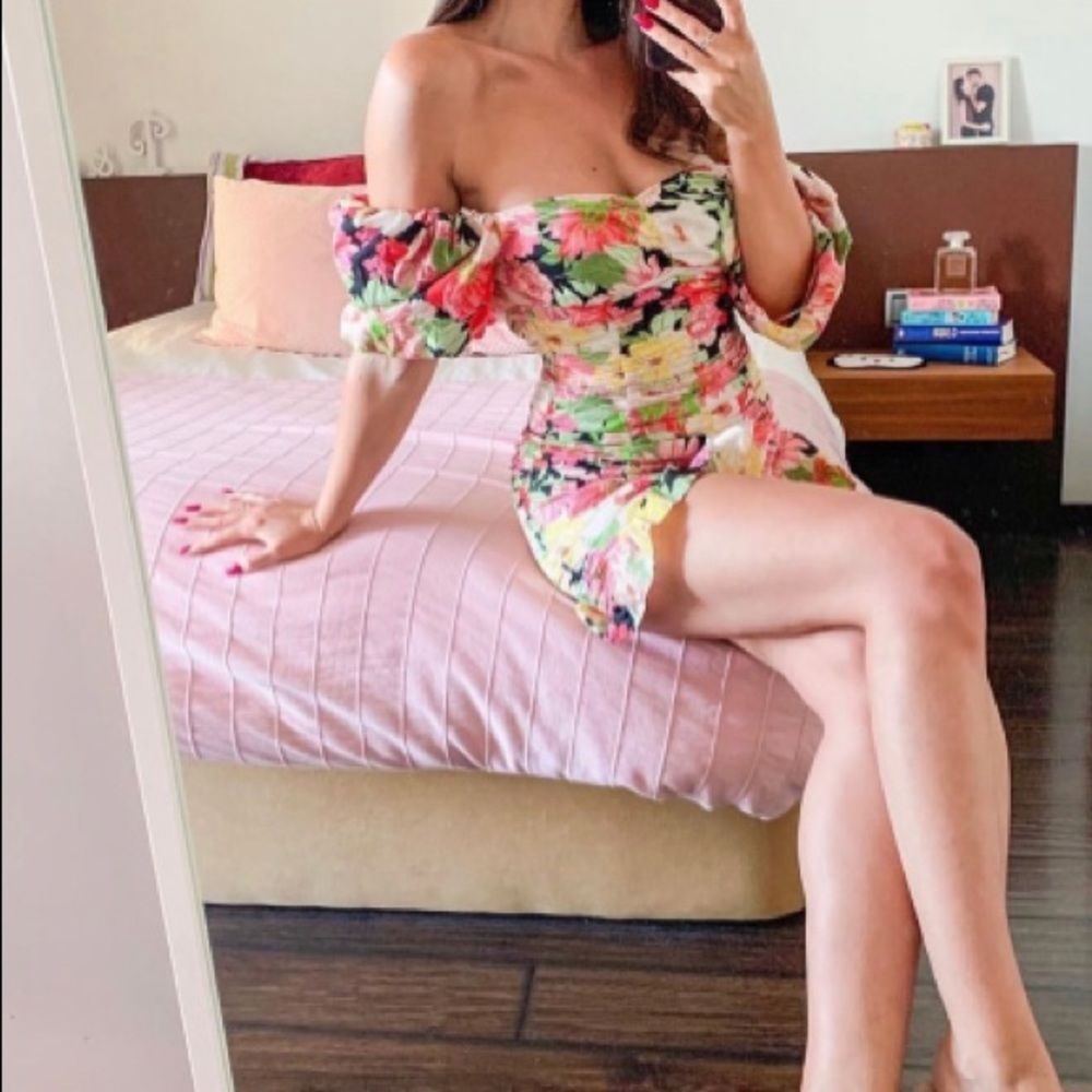 🆕NWT ✨ZARA✨ RUCHED PUFF SLLEVE MINI DRESS